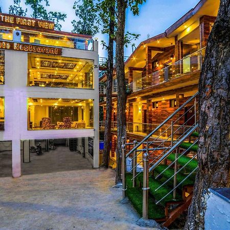 The First View Resort Lansdowne Εξωτερικό φωτογραφία