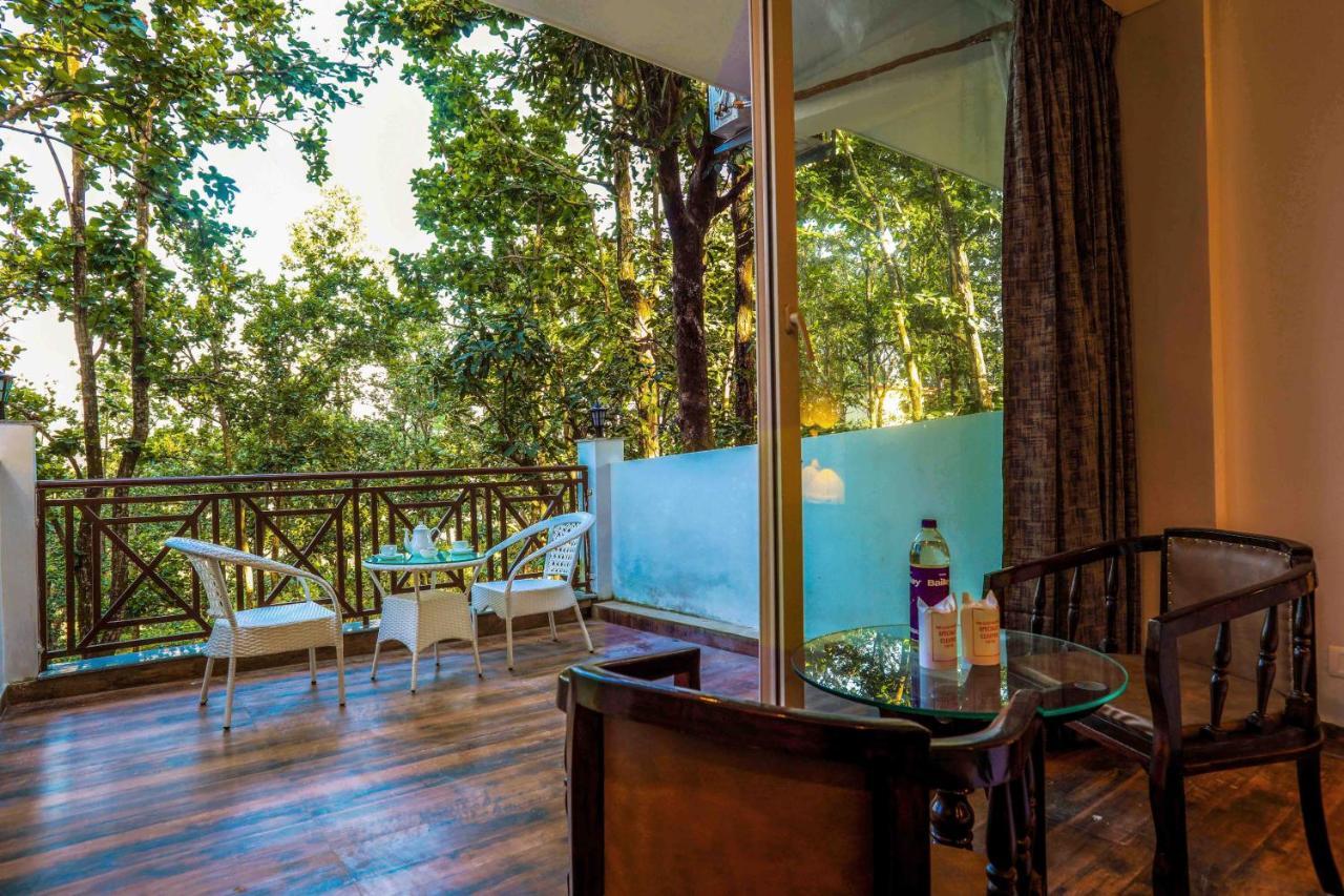 The First View Resort Lansdowne Εξωτερικό φωτογραφία