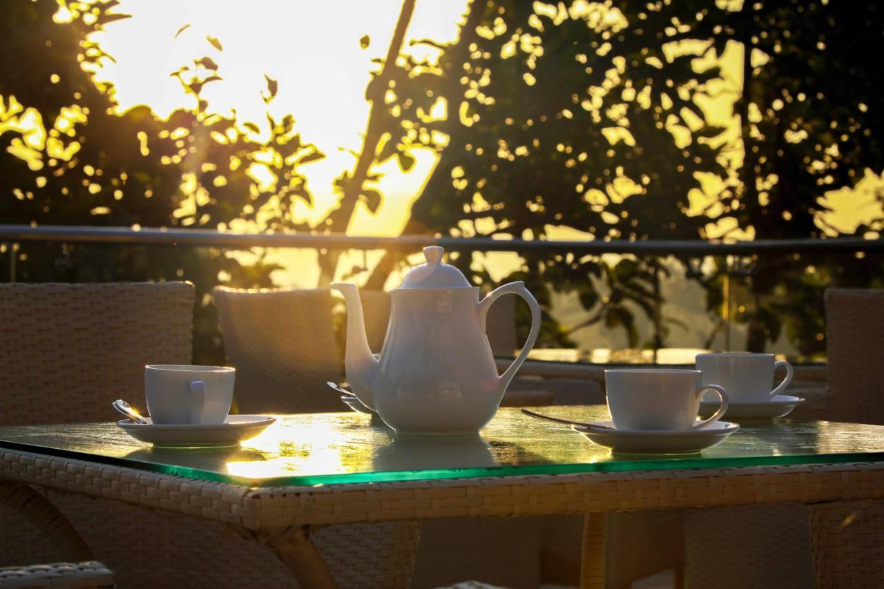 The First View Resort Lansdowne Εξωτερικό φωτογραφία